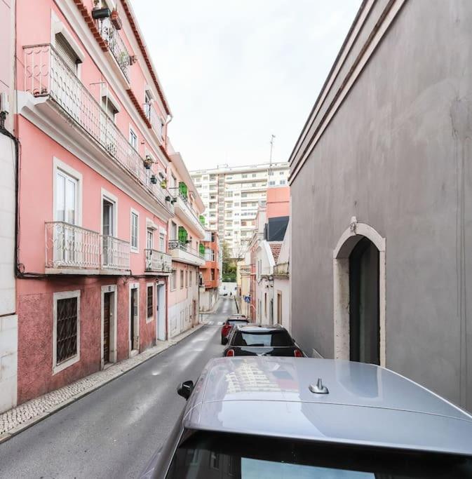 Vita Portucale ! Campo Ourique Design W/ Balcony Lisboa المظهر الخارجي الصورة