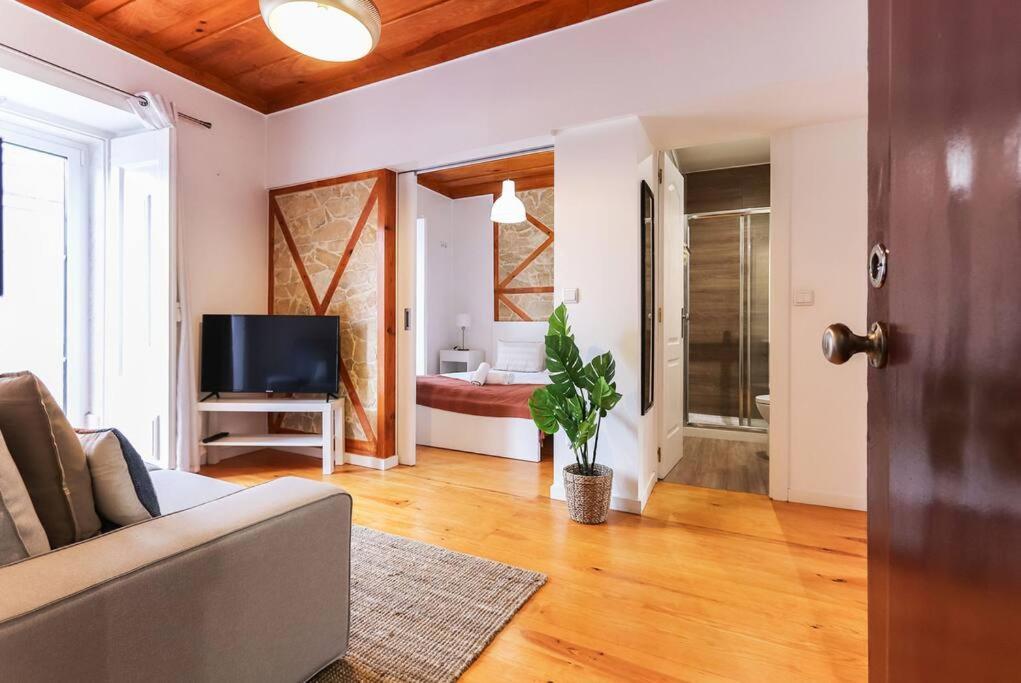 Vita Portucale ! Campo Ourique Design W/ Balcony Lisboa المظهر الخارجي الصورة